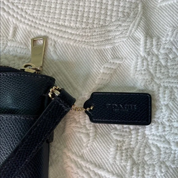 Coach True Navy Crossgrain Leather Crossbody Bag Gold Logo F52881 - Picture 10 of 10